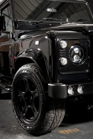 Land Rover Defender Ultimate RS by Urban Truck