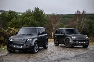 Land Rover Defender V8 
