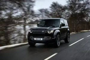 Land Rover Defender V8 