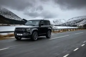 Land Rover Defender V8 