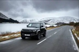 Land Rover Defender V8 