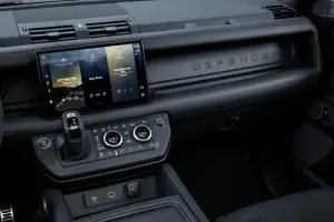 Land Rover Defender V8 