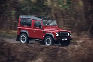 Land Rover Defender Works V8 - 4