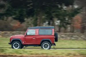 Land Rover Defender Works V8 - 6