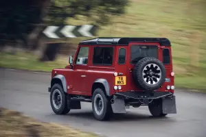 Land Rover Defender Works V8 - 7