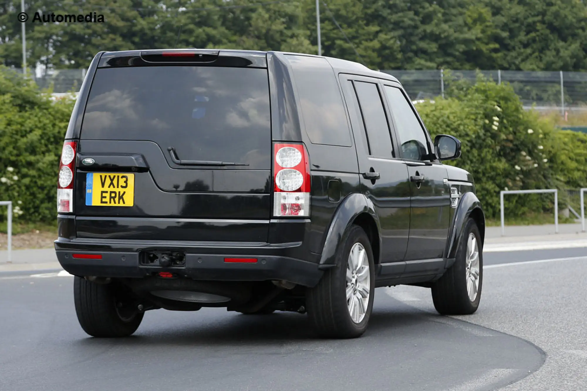 Land Rover Discovery 2014 - Foto spia 18-07-2013 - 5