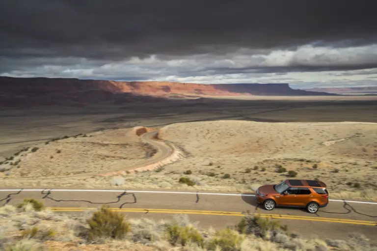 Land Rover Discovery - 2017 - 38