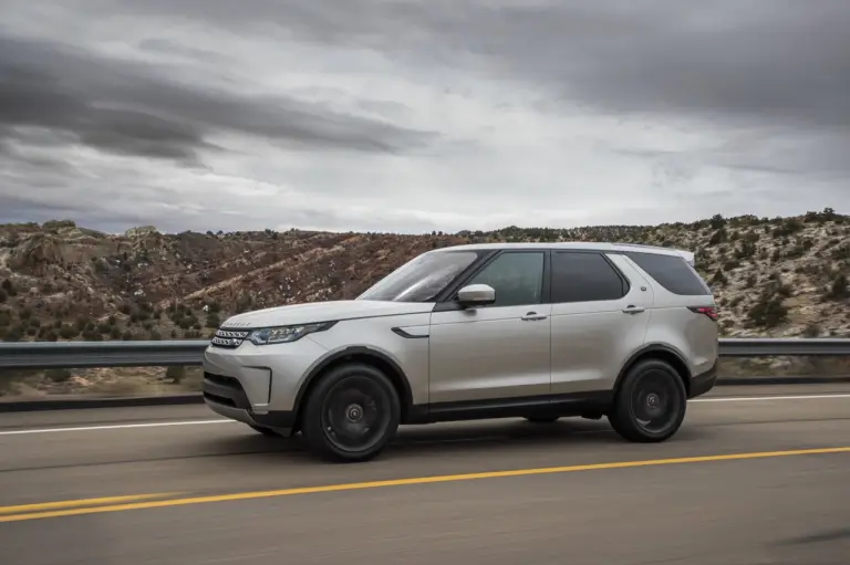 Land Rover Discovery - 2017 - 80