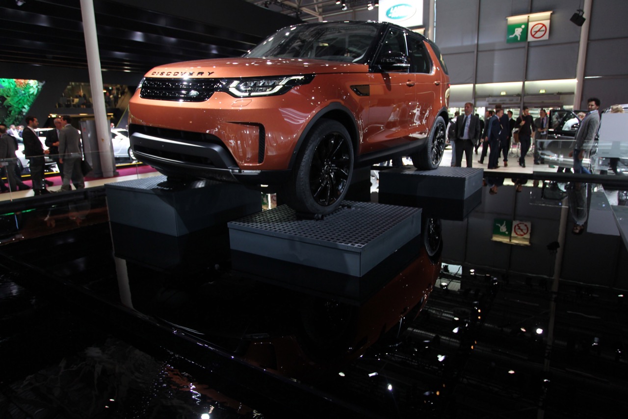 Land Rover Discovery 5 - Salone di Parigi 2016