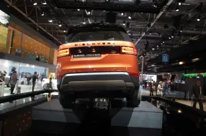 Land Rover Discovery 5 - Salone di Parigi 2016