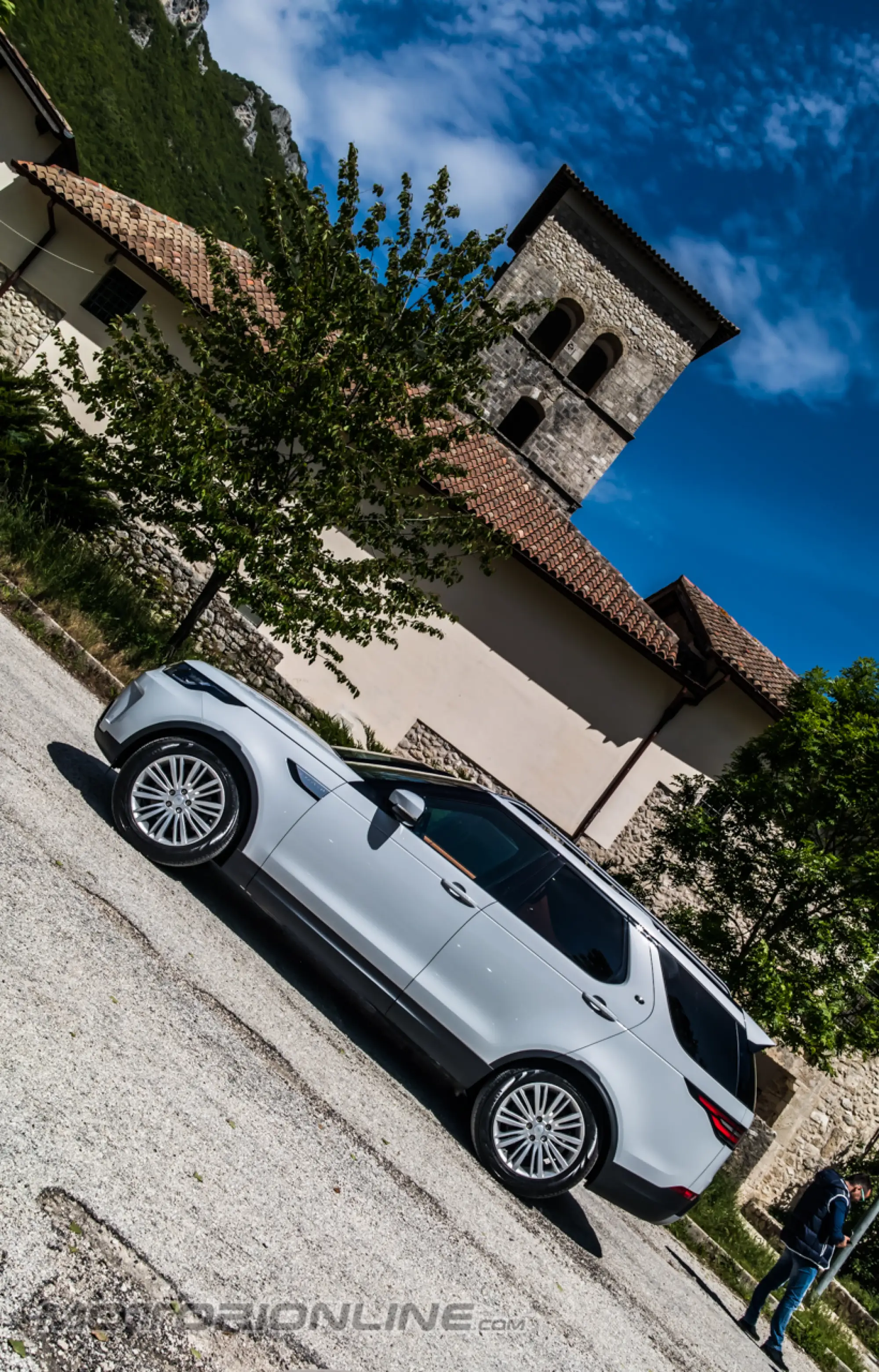 Land Rover Discovery Humanitarian Expedition Amatrice - 10