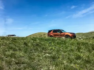 Land Rover Discovery Humanitarian Expedition Amatrice