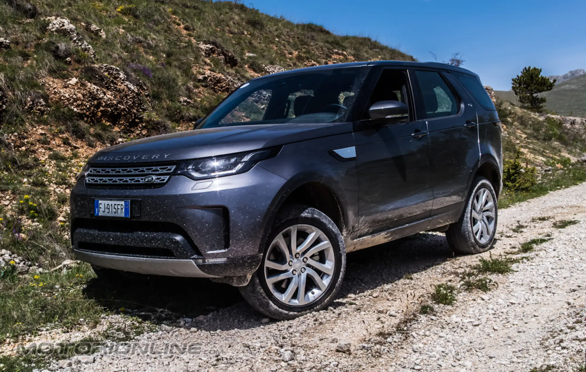 Land Rover Discovery Humanitarian Expedition Amatrice - 54