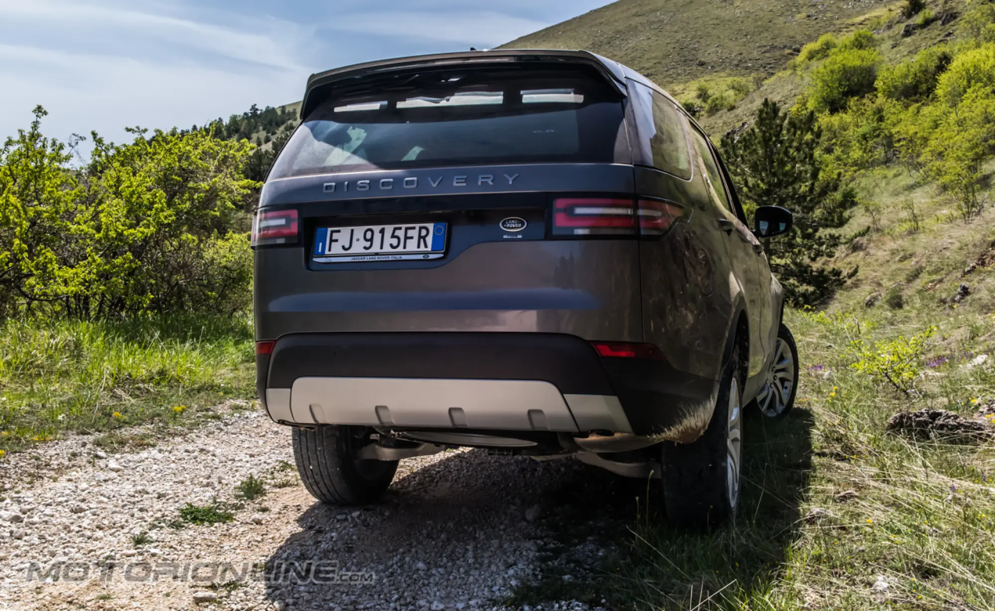 Land Rover Discovery Humanitarian Expedition Amatrice - 55