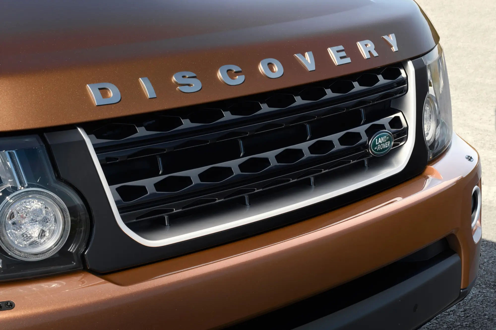 Land Rover Discovery Landmark e Graphite - 17