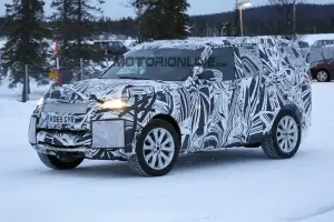 Land Rover Discovery MY 2017 - Foto spia 09-02-2016