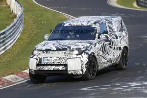 Land Rover Discovery MY 2017 - Foto spia 18-04-2016