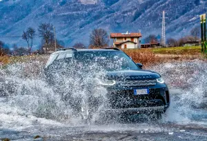 Land Rover Discovery - Prova su strada 2019