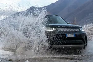 Land Rover Discovery - Prova su strada 2019