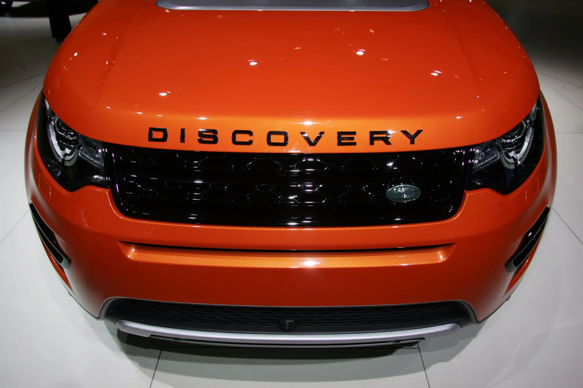 Land Rover Discovery - Salone di Parigi 2014 - 3
