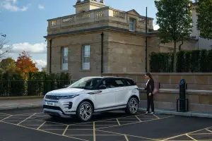 Land Rover Discovery Sport e Range Rover Evoque plug-in hybrid