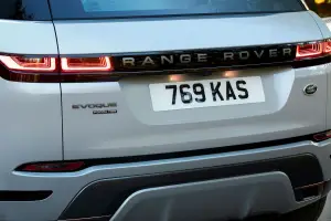 Land Rover Discovery Sport e Range Rover Evoque plug-in hybrid