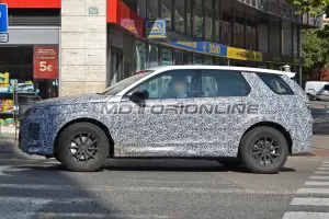 Land Rover Discovery Sport foto spia 10 settembre 2018