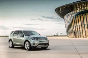 Land Rover Discovery Sport - Foto ufficiali - 7