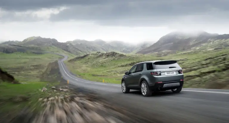 Land Rover Discovery Sport - Foto ufficiali - 19