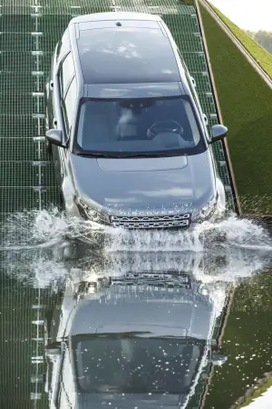 Land Rover Discovery Sport - Foto ufficiali