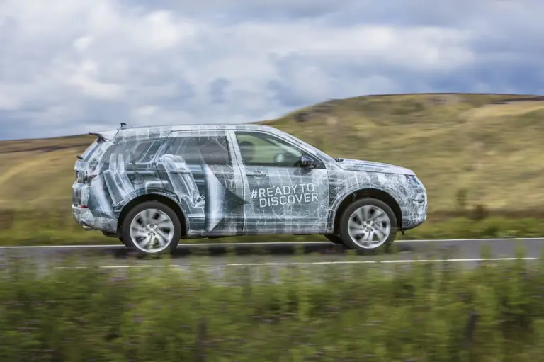 Land Rover Discovery Sport MY 2015 - Prime foto teaser - 3
