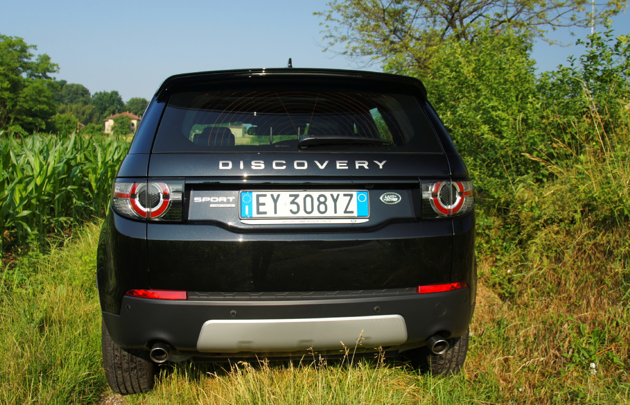 Land Rover Discovery Sport - Prova su strada