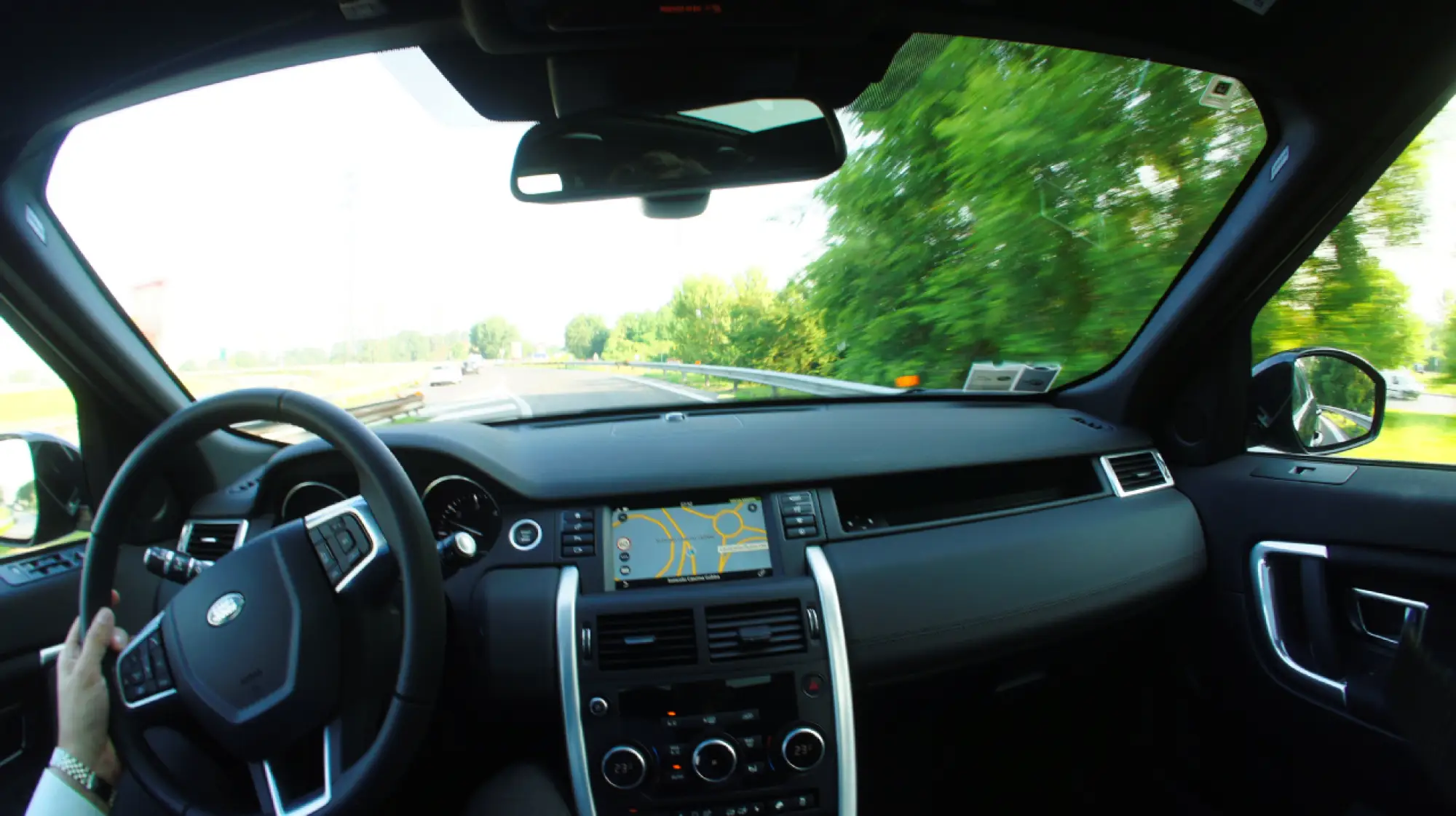 Land Rover Discovery Sport - Prova su strada - 47