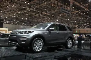 Land Rover Discovery Sport - Salone di Ginevra 2016