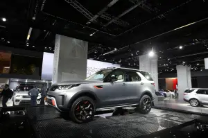 Land Rover Discovery SVX - Salone di Francoforte 2017 - 10