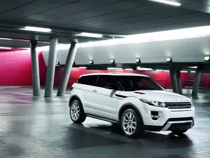 Land Rover Evoque - 22