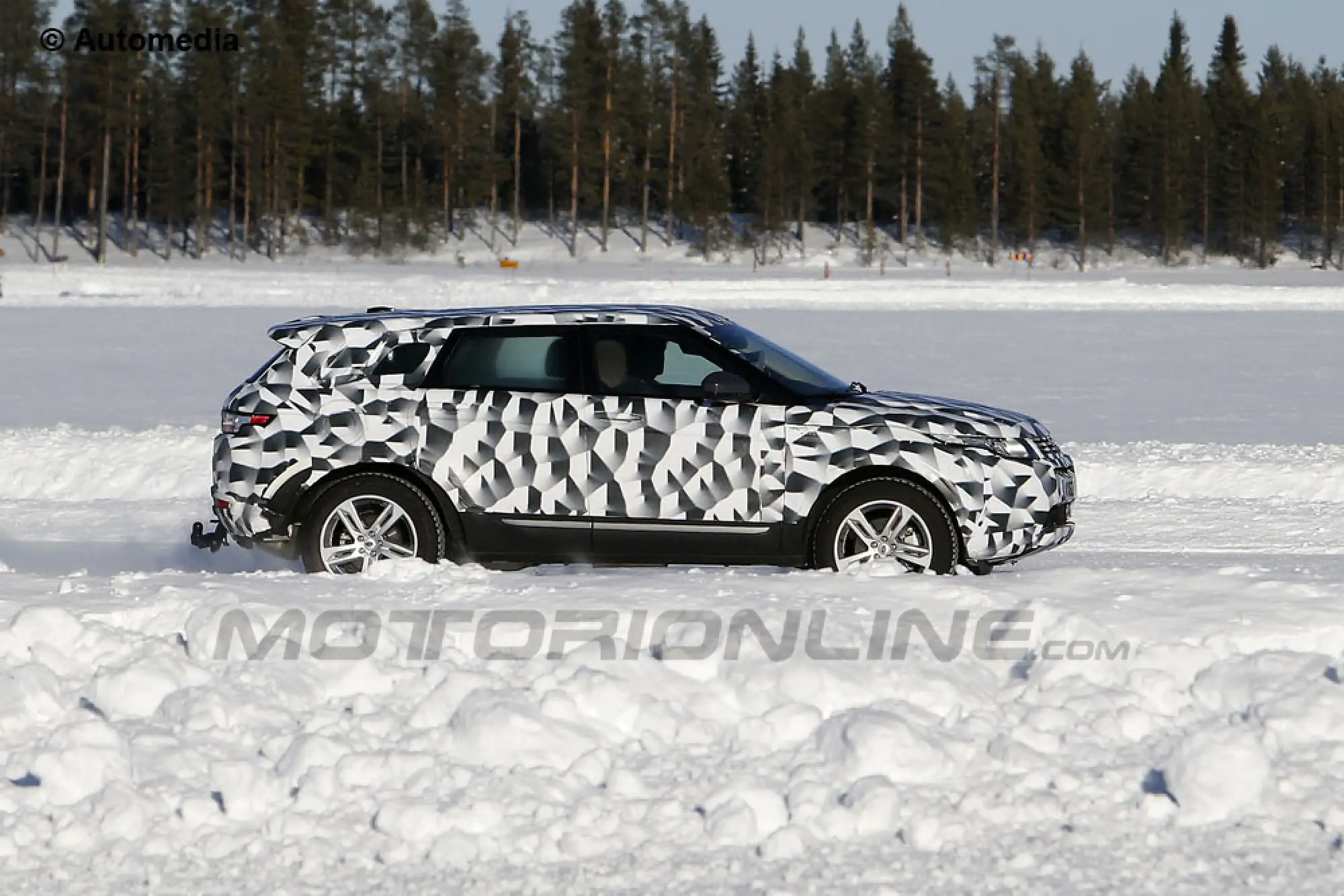 Land Rover Freelander 3 - Foto spia 18-03-2013 - 3