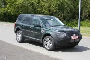 Land Rover Freelander - Foto spia 15-5-10 - 1