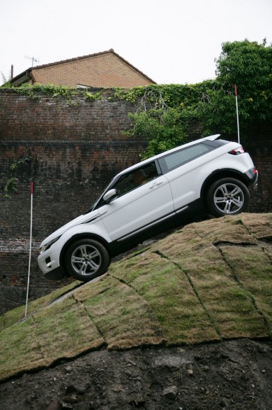 Land Rover Range Rover Evoque nuove foto ufficiali