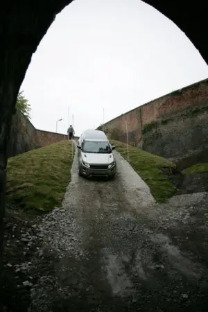 Land Rover Range Rover Evoque nuove foto ufficiali