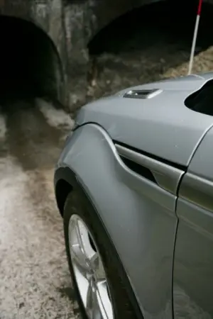 Land Rover Range Rover Evoque nuove foto ufficiali