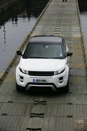 Land Rover Range Rover Evoque nuove foto ufficiali