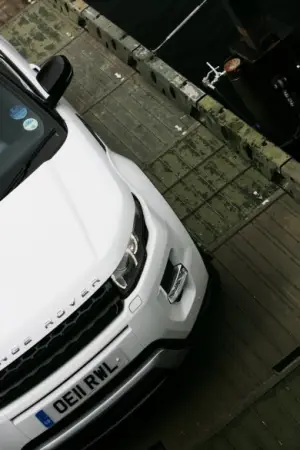 Land Rover Range Rover Evoque nuove foto ufficiali
