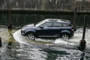 Land Rover Range Rover Evoque nuove foto ufficiali