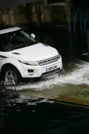 Land Rover Range Rover Evoque nuove foto ufficiali