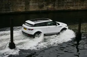 Land Rover Range Rover Evoque nuove foto ufficiali