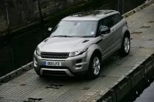 Land Rover Range Rover Evoque nuove foto ufficiali