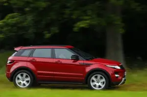 Land Rover Range Rover Evoque nuove foto ufficiali