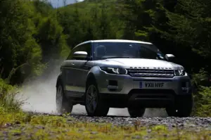 Land Rover Range Rover Evoque nuove foto ufficiali