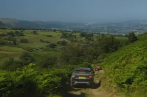 Land Rover Range Rover Evoque nuove foto ufficiali